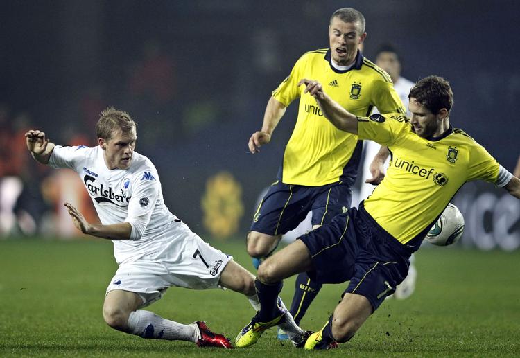 Reserve. Martin Bergvold (t.v.) har haft svært ved at få spilletid i FCK efter skiftet fra Liverno i 2010. 