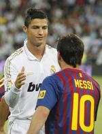 topmøde. Udover Super Cuppen og et par ligakampe er der kommer to ekstra møder mellem Cristiano Ronaldo og Lionel Messi på programmmet. 