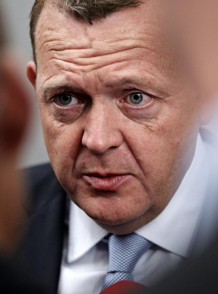 Frontalangreb. Tidligere statsminister Lars Løkke Rasmussen (V) gik i kødet på Helle Thornings regering, da han holdt nytårskur for erhvervsfolk på konferencecenter i Allerød. 