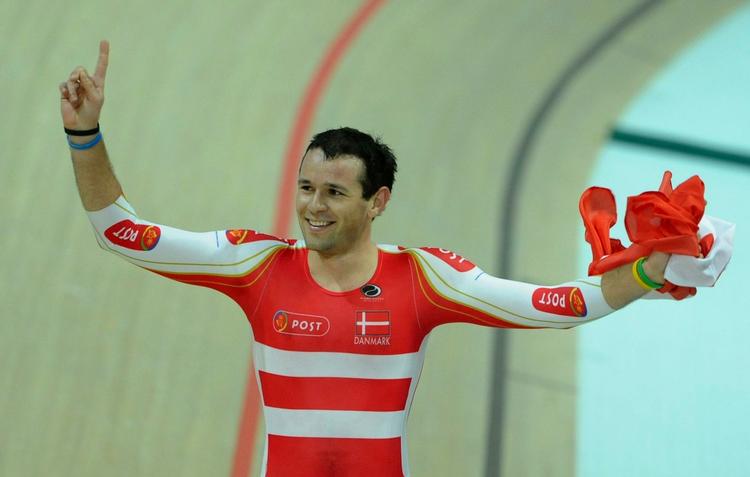 Olympiade. Alex Rasmussen må ty til alternative metoder for at sikre sig billet til OL i London til sommer. 