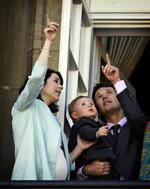 Nummer to i arvefølgen til den danske trone er prins Christian, der er søn af kronprins Frederik og kronprinsesse Mary. Billedet her stammer fra dronning Margrethes 67 års fødselsdag, der blev fejret på Amalienborg. 