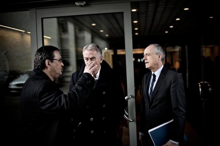 From left:Greenland’s Prime Minister Kuupik Kleist, Foreign Minister Villy Søvndal and newly appointed Ambassador for Arctic Affairs Klavs Holm. 