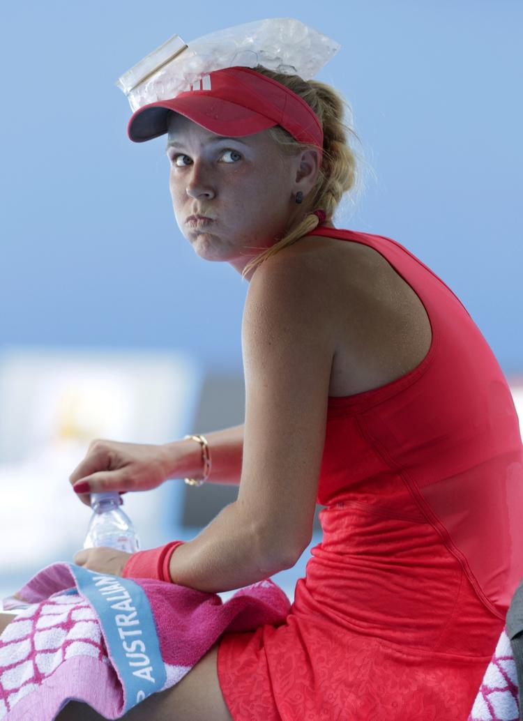 Afkøling. Caroline Wozniacki er godt tilfreds efter sejren i 2. runde. 