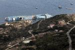 Katastrofekurs. Fredag aften kom Costa Concordia alt for tæt på kysten. 