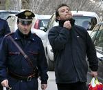 sigtet. Kaptajn Francesco Schettino (th) er sigtet for uagtsomt manddrab og for at have forladt sit skib, inden passagerer og besætningsmedlemmer var evakueret fra det forliste krydstogtskib. 
