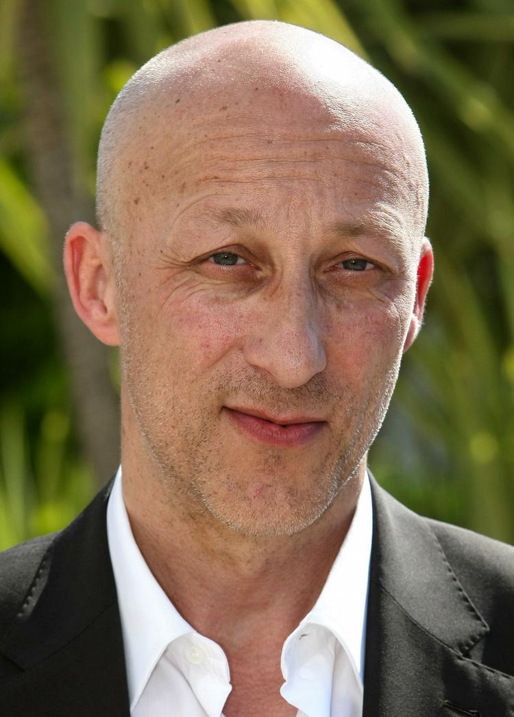 krimi. Den kommende internationale krimi-serie 'Babylon', som produceres i samarbejde med blandt andre DR, skal instrueres af Oliver Hirschbiegel som også stod bag Hitler-filmen 'Der Untergang'. 