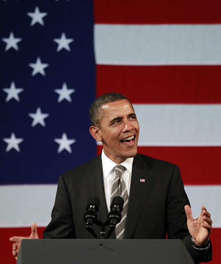 Performance. Barack Obama på scenen i Apollo Theatre. 