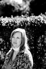 bogår. Katrine Marie Guldager er en af de mange profilerede forfattere, der udkommer med en ny bog i 2012. 