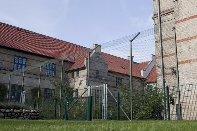 Sikret? Danske Regioner gennemgik i 2010 sikkerheden på blandt andet Psykiatrisk Hospital i Risskov. Der blev fundet plads til forbedringer. Døre, låse, vinduer og hegn var nogle af de svage punkter. 
