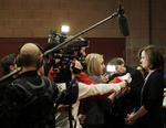 Spotlight. Skuespilleren Sigourney Weaver bliver her interviewet til premieren på 'Red Lights'. 