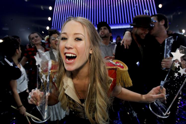 Jubel. Det blev sang nr. 9 'Should've Known Better' med Soluna Samay, der løb med sejren. 