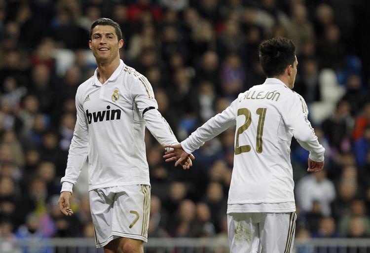 Dobbelt. Ronaldo (t.v.) scorede to gange på straffespark mod Bilbao. 