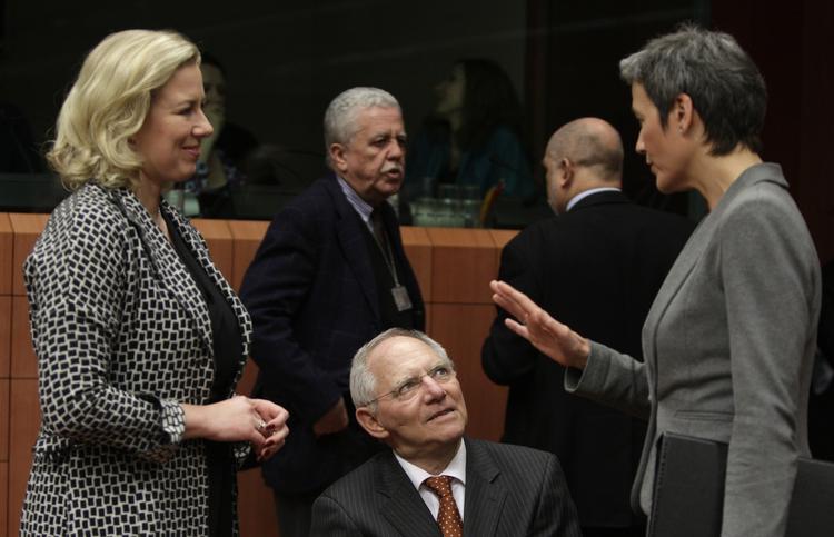Uvished. »Man kan være obligatorisk tilknyttet som euroland eller man kan tilslutte sig skallen alene, eller man tilslutte sig dele«, siger Margrethe Vestager. 
