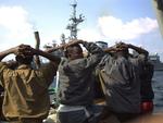 Sørøveri. Det er i nogen grad lykkedes at lægge en dæmper på pirateriet til søs ud for Afrika. Derfor er piraterne i stigende grad begyndte at slå tilpå landjorden. 