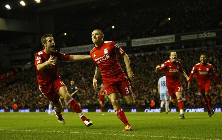 2-2. Med udligningen til 2-2 sikrede Craigh Bellamy, at Liverpool skal møde Cardiff i Carling Cup-finalen. 