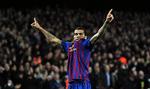 2-0. Med et drøn op i det ene målhjørne sørgede Dani Alves for scoringen til 2-0 for Barcelona. 