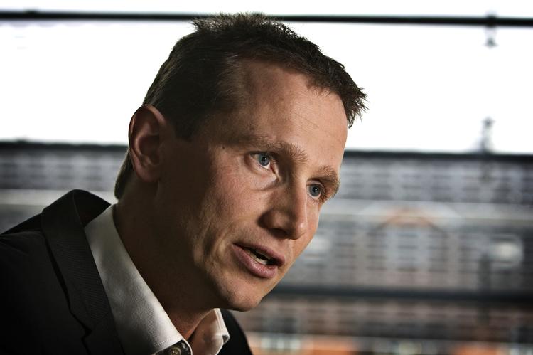 Oprejsning. Venstres gruppeformand Kristian Jensen forlanger, at finansminister Bjarne Corydon giver den tidligere regering en undskyldning 