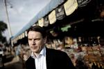 Åbenhed. Der skal være mere åbenhed om de knap 15 milliarder kroner, der udgør Danmarks ulandsbistand, mener udviklingsminister Christian Friis Bach (R), der vil holde DI og andre aktører uden for indflydelse. 