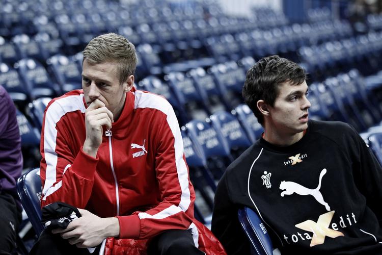 Rolig. Rasmus Lauge (t.h.) stoler på, at sikkerheden er i top under EM-finalen søndag aften. 