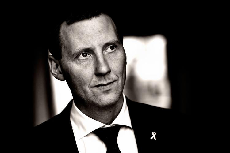 Ugudelig. »Jeg mener ikke, man bør være medlem af folkekirken, når man ikke tror på Gud«, siger forsvarsminister Nick Hækkerup (S). 