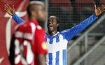 RUNDTUR. Frankrig, Danmark, Rusland, Forenede Arabiske Emirater, Norge og nu Belgien er de lande, senegaleseren Baye Djiby Fall har tjent sine penge i. 