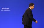 fortid? Nicolas Sarkozy fotograferet i går på EU-topmødet i Bruxelles. Dem skal han ikke til flere af, når præsidentvalget i Frankrig er afholdt i maj, hvis den seneste meningsmåling taler sandt. 
