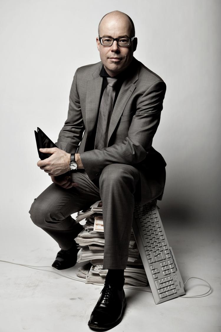 Kursskifte. Jakob Elkjær kom til Politiken fra fagbladet Journalisten i oktober 2010 og holdt altså i 16 måneder, før han besluttede sig for at rykke tværs over Rådhuspladsen. 