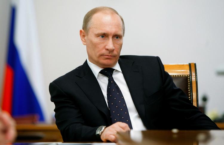 Patriotisme. Putins litteraturkanon skal være led »i en etnisk strategi baseret på patriotisme«. 