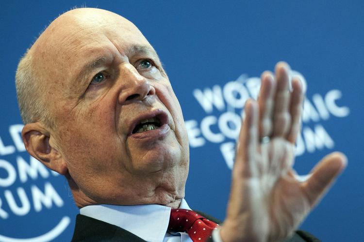 anti-kapitalisme. »Der er gået næsten tre år, siden krisen begyndte, og vi har endnu ikke lært af vore fejltagelser. Vi kommer ikke ud af krisen, før vi reformerer systemet«, sagde Davos-grundlæggeren Klaus Schwab i sidste uge. Blandt de borgerlige meningsfæller i Danmark er der derimod total fravær af selvransagelse. 