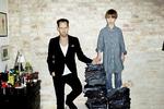Stabelvis. Perfekt slidte og rå jeans er moderedaktør Frederik Lentz Andersens store passion. Hans samling af Levi's Vintage Clothing tæller 137 par, som lagt i en stak kan nå over hovedet på syvårige Viggo. 