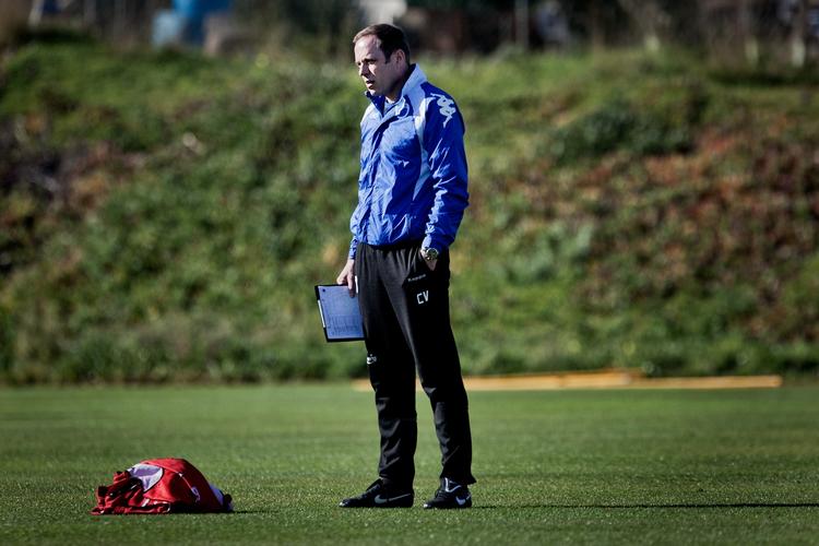 Stilskifte? Det er kun tøjet, der har ændret sig, fortæller en FCK-spiller om Carsten V. Jensen. 