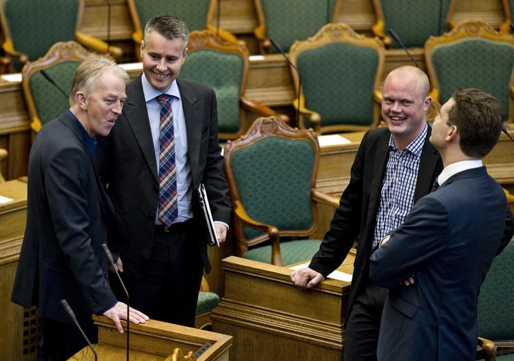 Børnehave. Der er for meget fnidder, pjat og ukonstruktiv uenighed på Christiansborg, mener politiken.dk's læsere. 