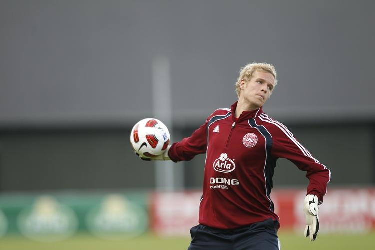 Opkomling. Jonas Lössl har spillet 22 ungdomslandskampe og var med ligalandsholdet i Thailand i sidste måned. 