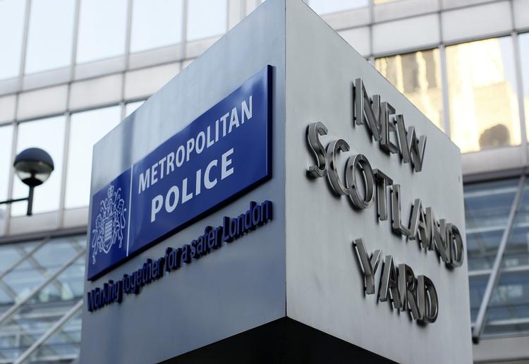 Hacking. Hackere fra det løse netværk Anonymous har offentliggjort en optagelse af et telefonmøde mellem det amerikanske forbundspoliti FBI og britiske Scotland Yard. 