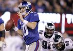 Fænomenalt. Eli Manning førte sit hold til sejr og en plads i slutspillet, hvor Atlanta venter i den kommende weekend. Det er første gang siden 2008 Giants er med i slutspillet, der kulminerer med Super Bowl XLVI i Indianapolis 5. februar. 