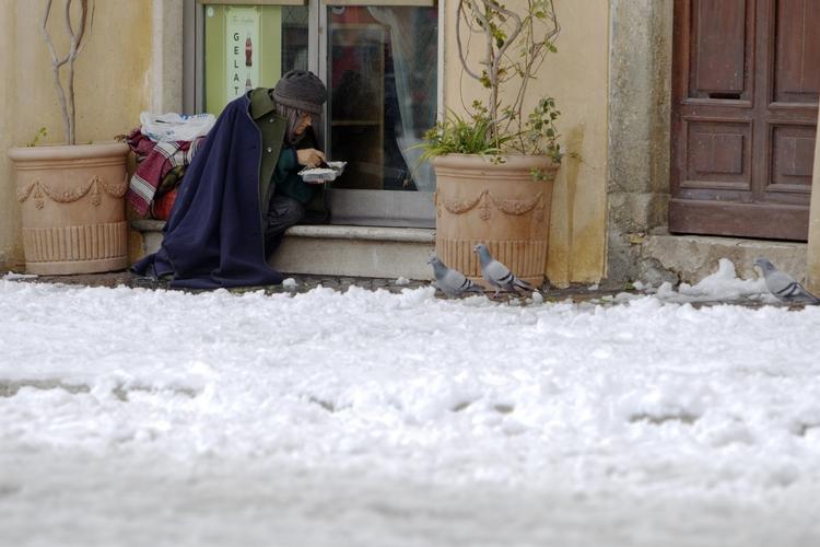 Forfrosset. Ekstreme minusgrader har gjort livet ekstra surt for de mange hjemløse i Italien, hvor flere er frosset ihjel. 