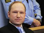 Den 32-årige Anders Behring Breivik mener, at han har ret til at forsvare sig. 