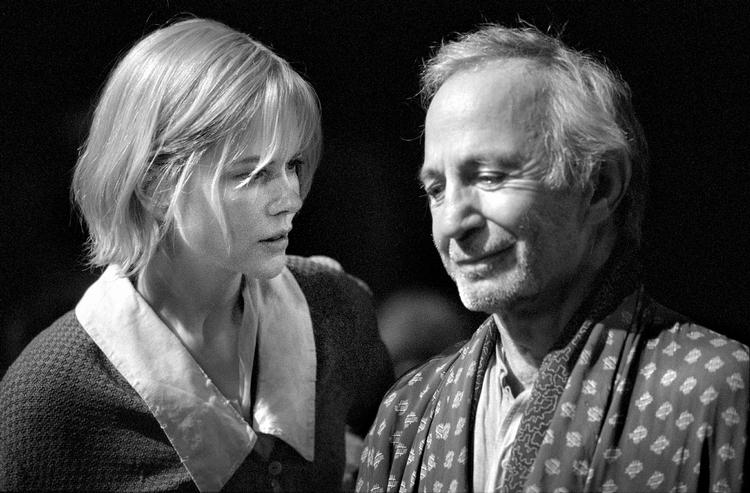 Samspil. Nicole Kidman og Ben Gazzara fotograferet under optagelserne til Lars von Triers 'Dogville', der havde premiere i 2003. 