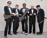 Zappa-hyldest. Don Preston, Napoleon Murphy Brock og Tom Fowler med guitarist Robert Mangano og trommeslager Chris Garcia. Sammen er de The Grande Mothers Re-Invented. (PR-foto) 