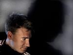 SKYGGESIDEN. Med hærværk, fartovertrædelser og andre episoder kaster Nicklas Bendtner nogle uheldige skygger. 