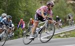 køreklar. Førertrøjer kommer Alberto Contador ikke i nærheden af i det kommende halve år, men han er begyndt at træne igen. 