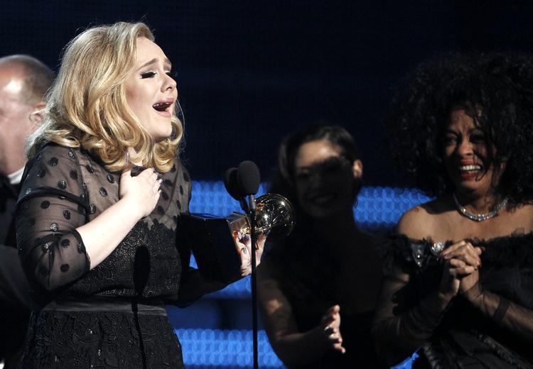 Grammy-vinder. Adele var nomineret i hele seks kategorier og hun gjorde rent bord ved at vinde samtlige. 