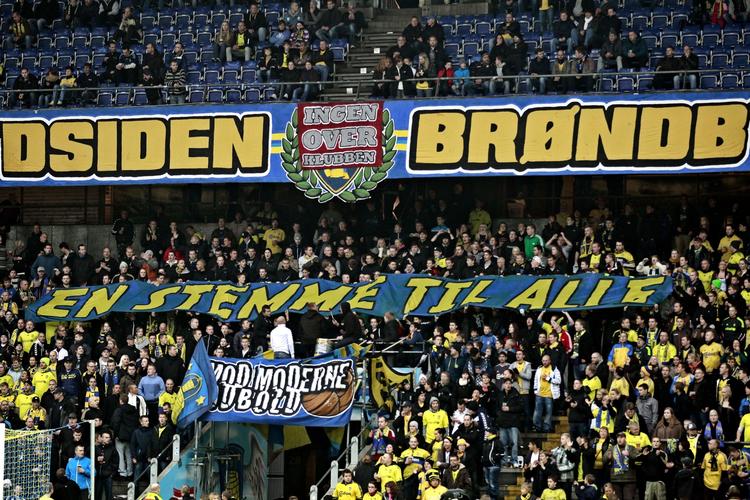 Indflydelsesrige. Tilhængerne på Brøndby Stadion er aktive under kampene. Nu skal de også deltage i bestyrelsesarbejdet. 
