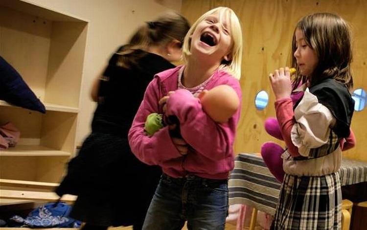 Dyrt. Flere steder i landet koster en plads i skolefritidsordningen nu mere end en plads i børnehaven. 