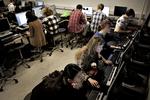 Filterløst. Tove Ditlevsens Skole på Vesterbro i København er en af de mange skoler i landet, der ikke har installeret internetfiltre på computerne. 