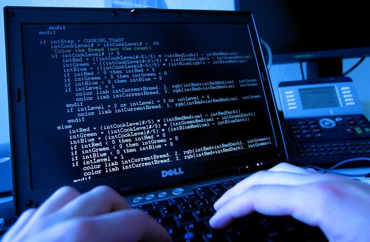 Opdatering. Hackere går i stigende grad efter huller i programmer fra andre end Microsoft. 