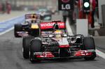 raceren. Det er i en McLaren-Mercedes-racer, Kevin Magnussen første gang skal prøve Formel 1-kræfterne. 