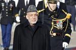 Presset. Afghanistans præsident Hamid Karzai forsøger at styrke sin position, inden USA forlader landet. 