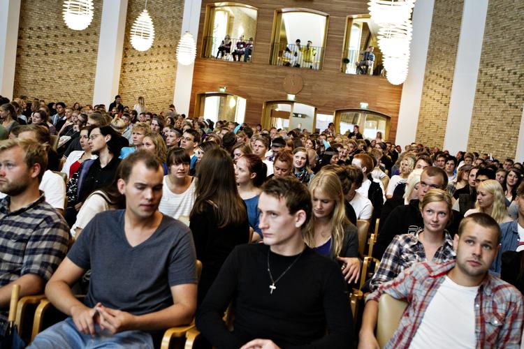 Opsigtsvækkende. En sag fra Aarhus Universitet giver debat om universiteternes styreform. 