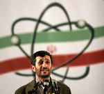 ATOM. Irans melding i dag om fremskridtet i landets atomprogram er rent spil for galleriet. Et farligt spil mellem Vesten og Iran. 